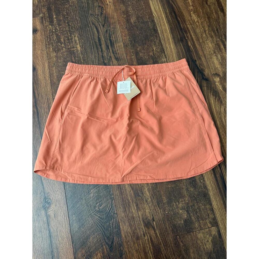 NEW Patagonia Women’s Fleetwith Skort Size XL Color Sienna Clay